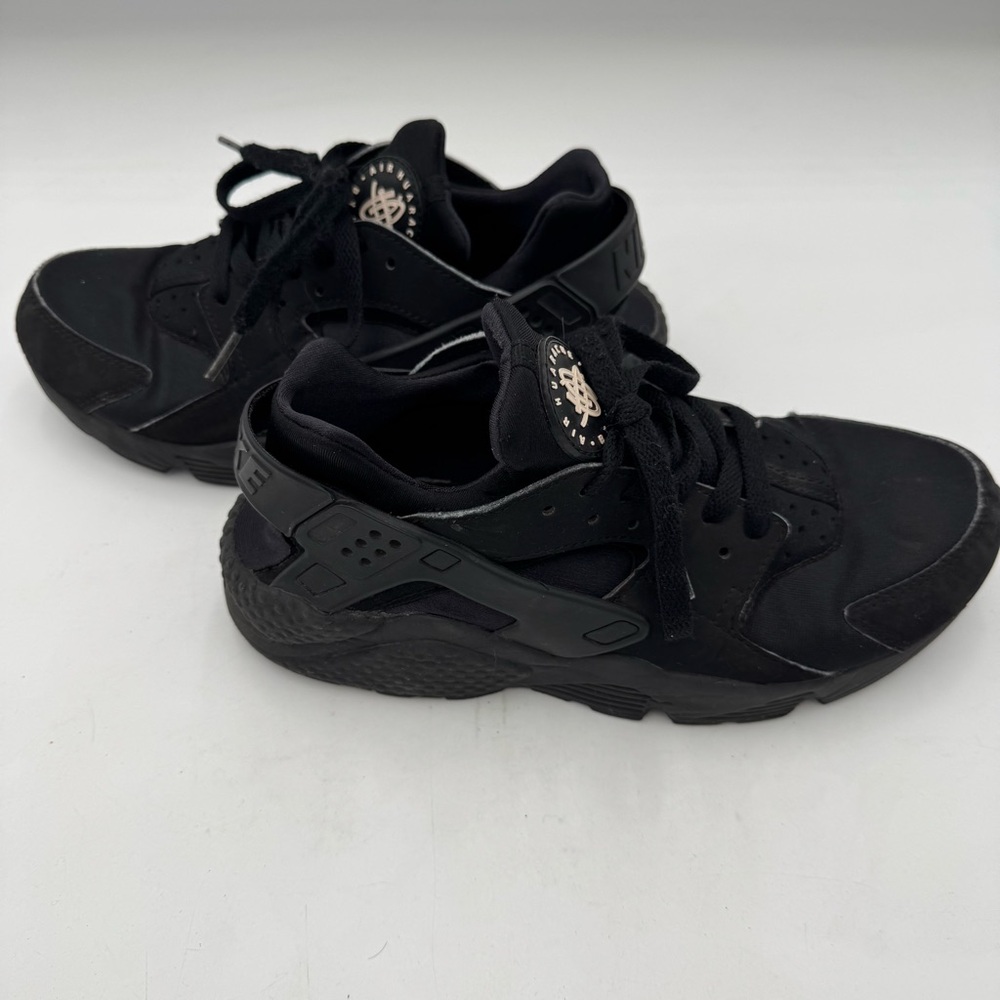 Nike Air Huarache Triple Black Women’s Sz 7.5 Running Shoes 318429-003 Sneakers